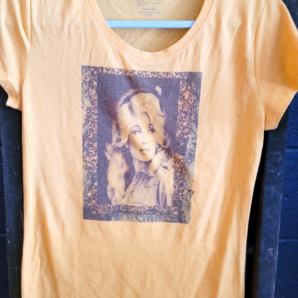 Custom tee